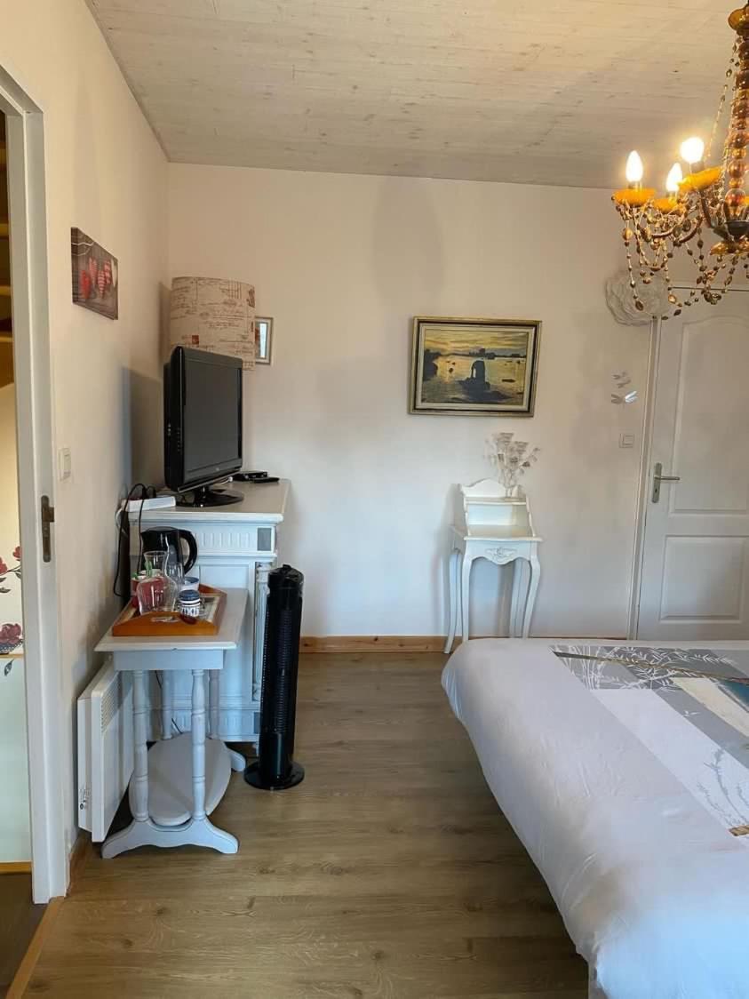 Apartamento La Marine Louannec Exterior foto